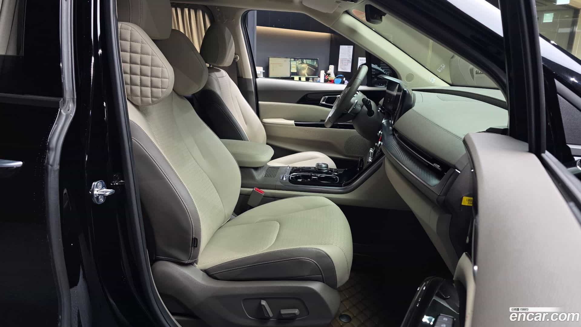 Canival Kia 2021.6-OPTION-015