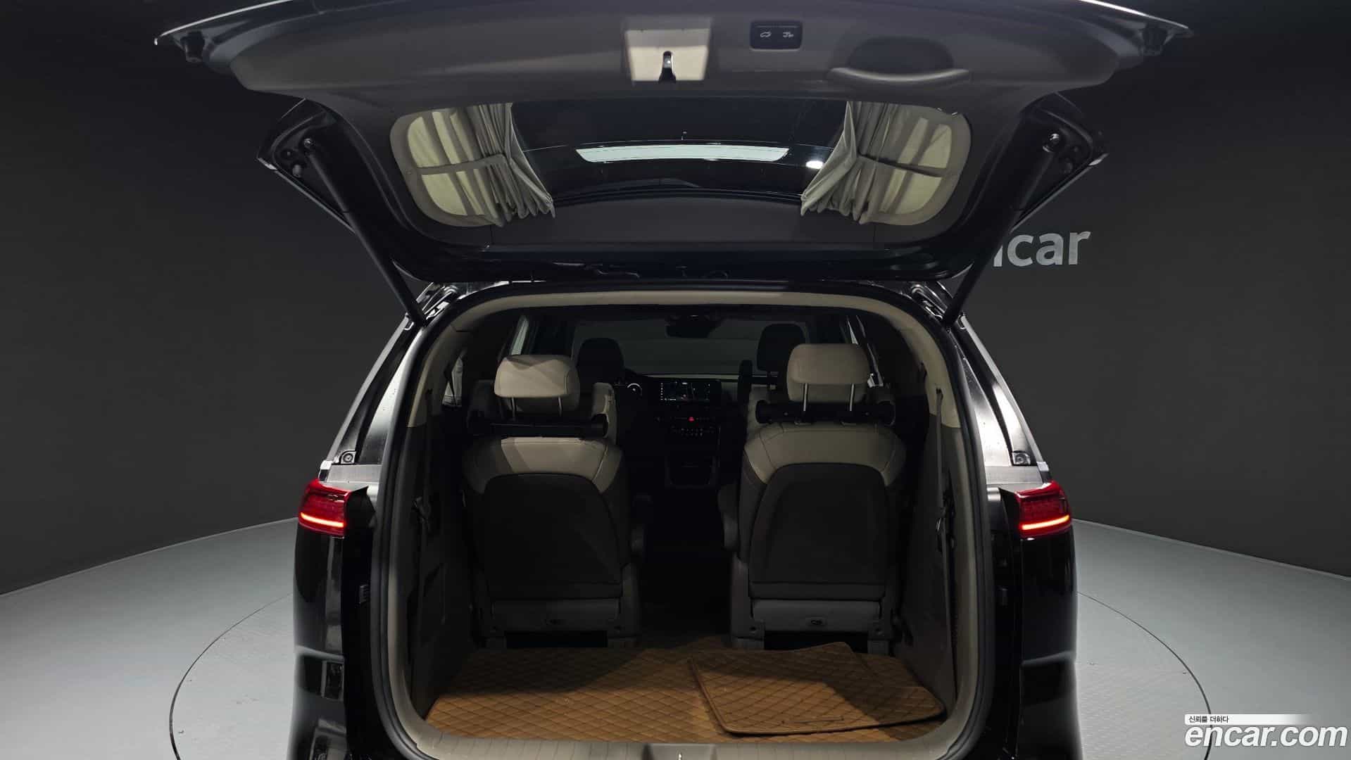 Canival Kia 2021.6-OPTION-024
