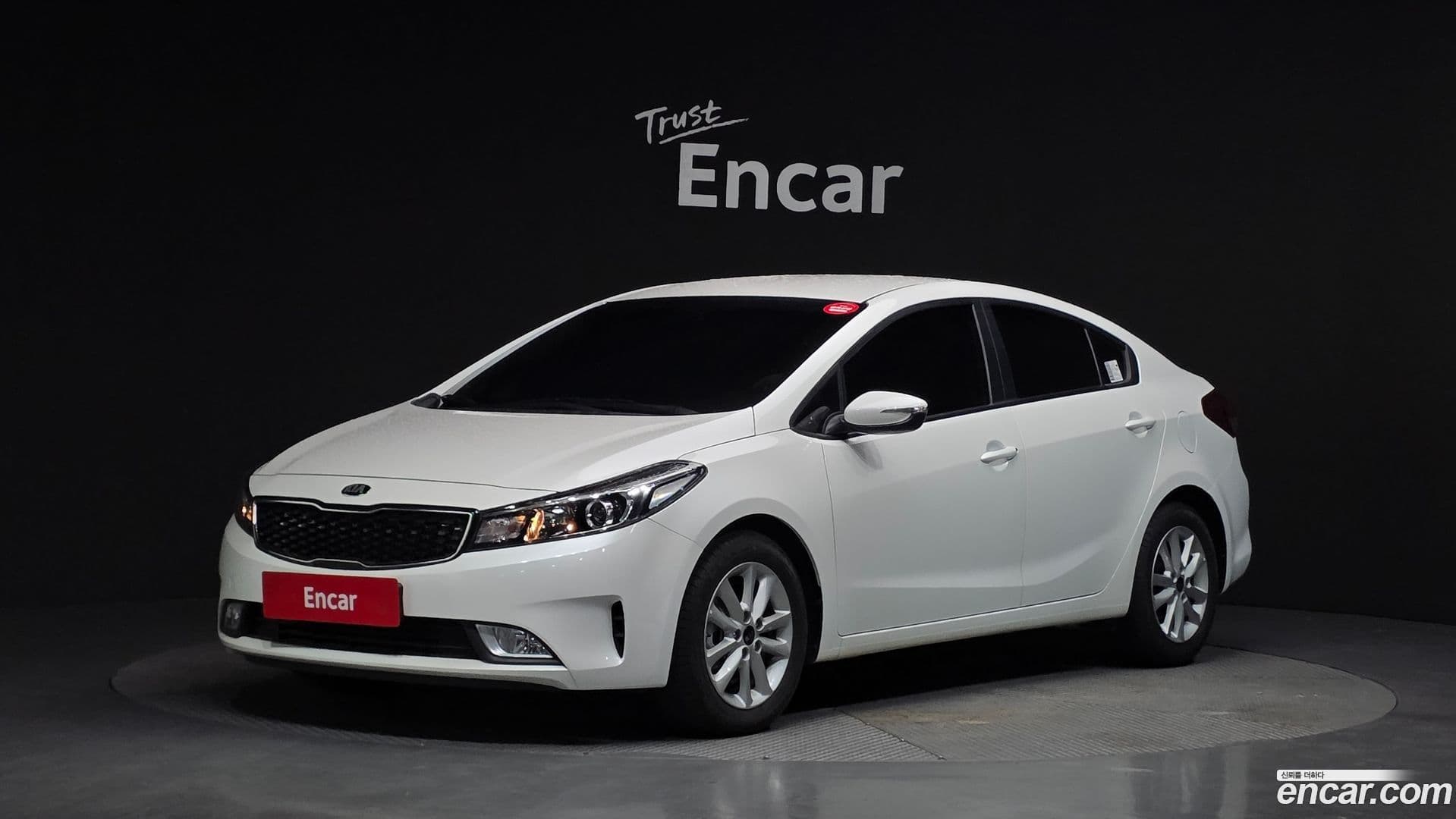 Main__Slider__Photo:K3 Kia 2018.1-0