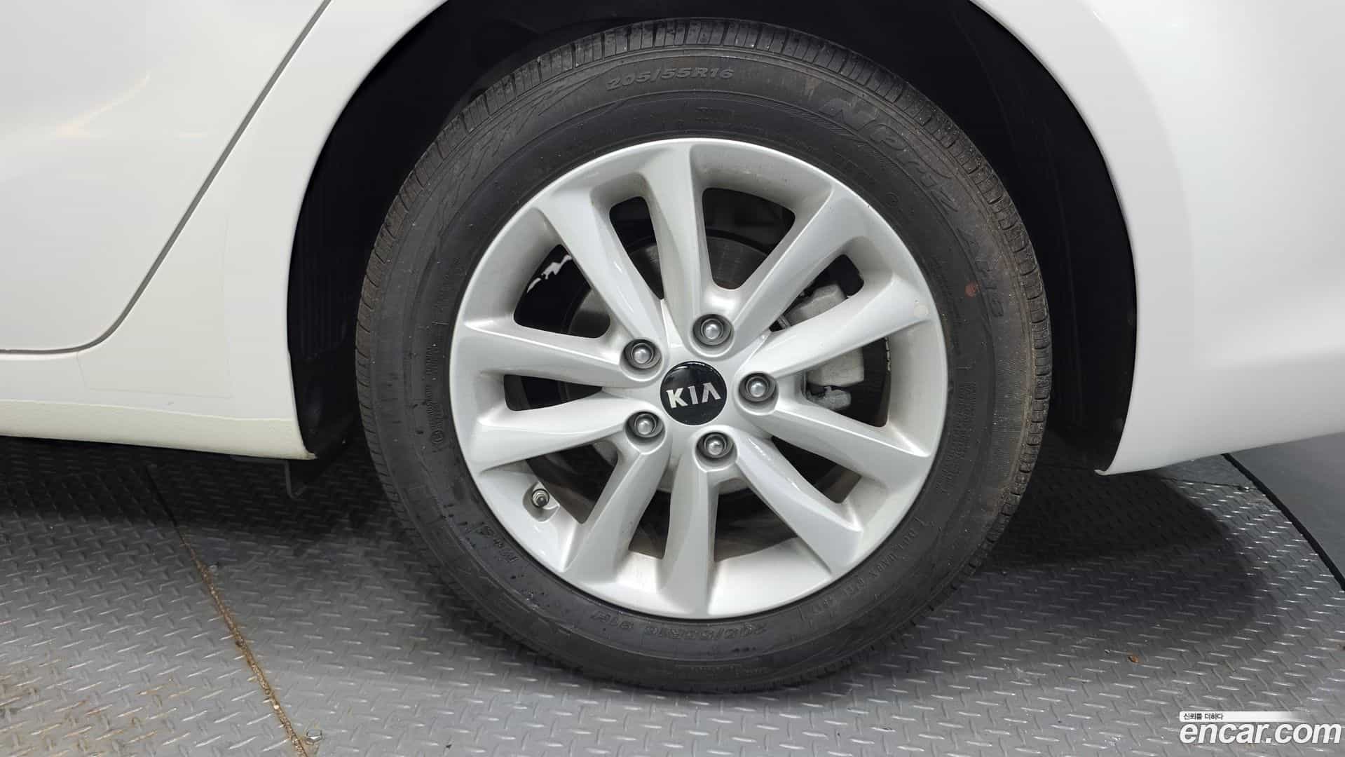 K3 Kia 2018.1-OUTER-005