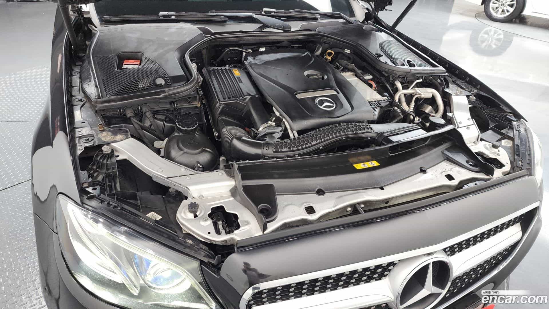 E-Class Mercedes-Benz 2019.0-INNER-006