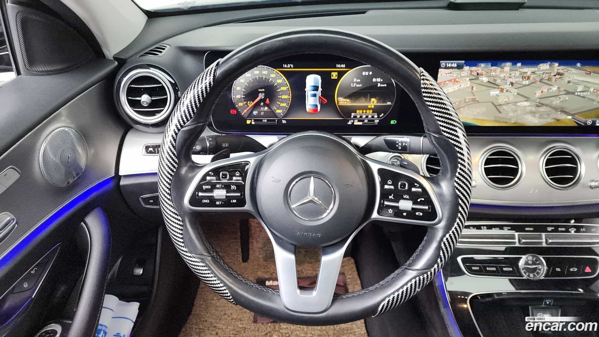 E-Class Mercedes-Benz 2019.0-OPTION-017