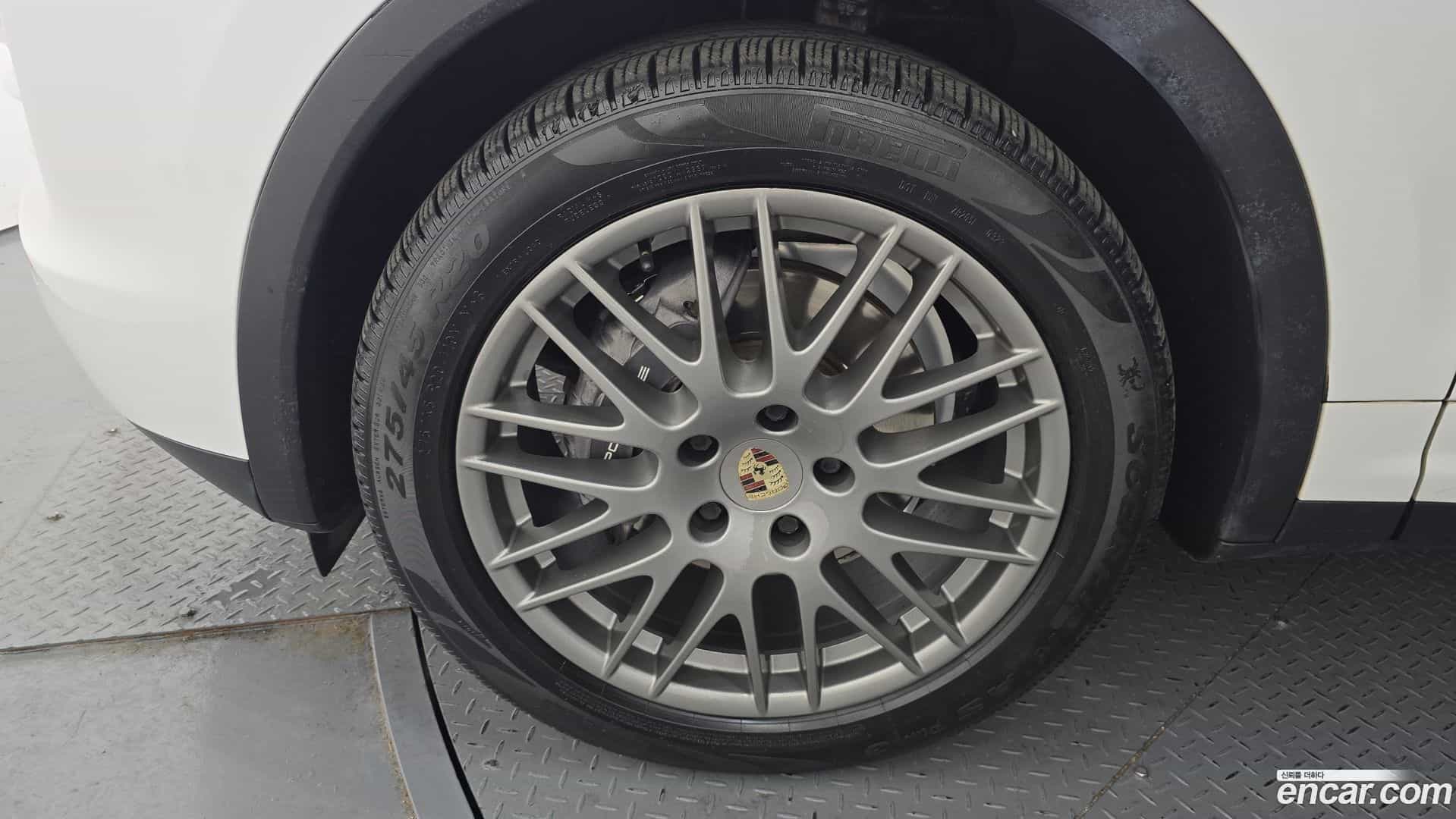 Cayenne Porsche 2013.1-OUTER-005