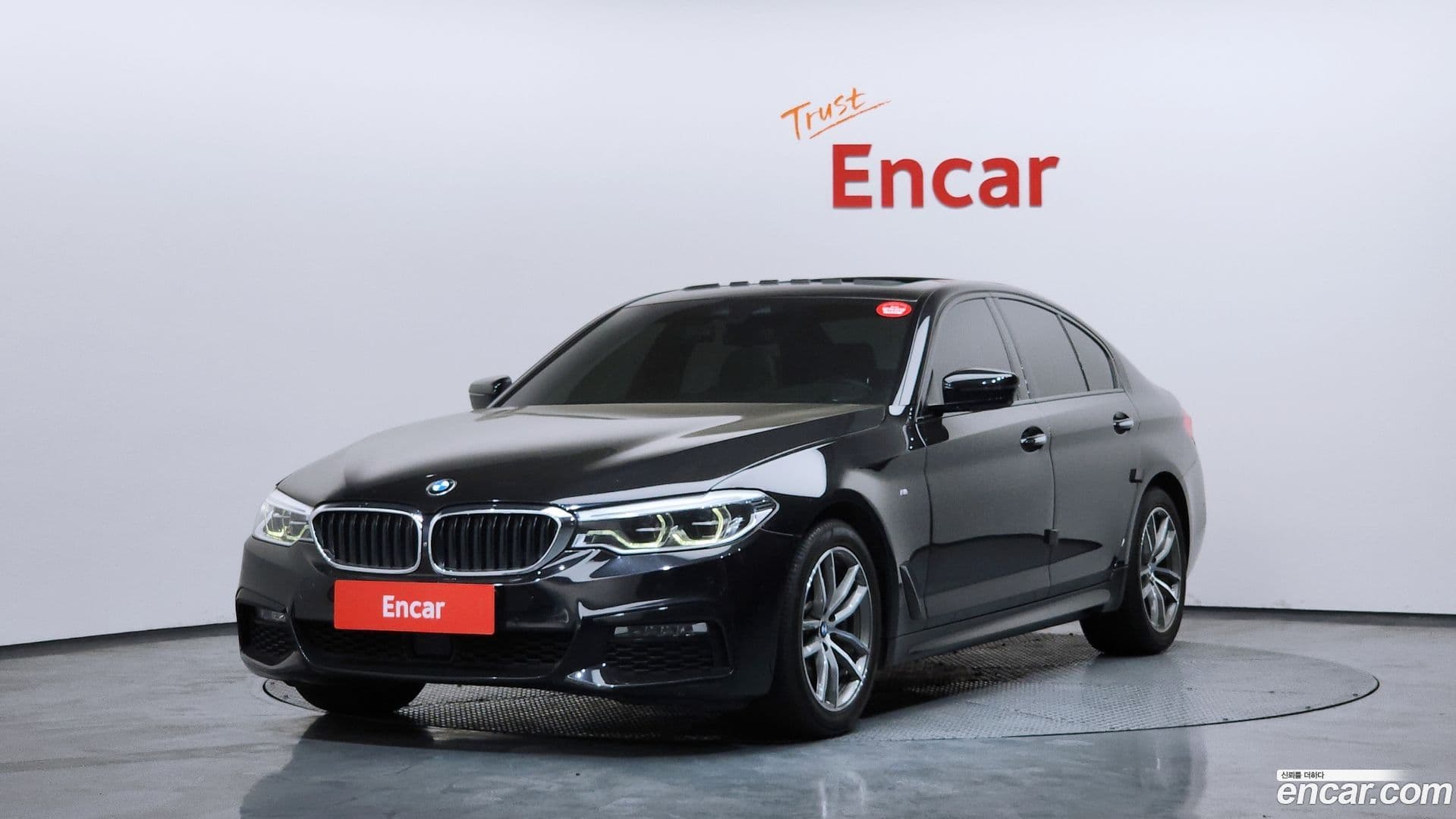 Main__Slider__Photo:5-Series BMW 2017.3-0