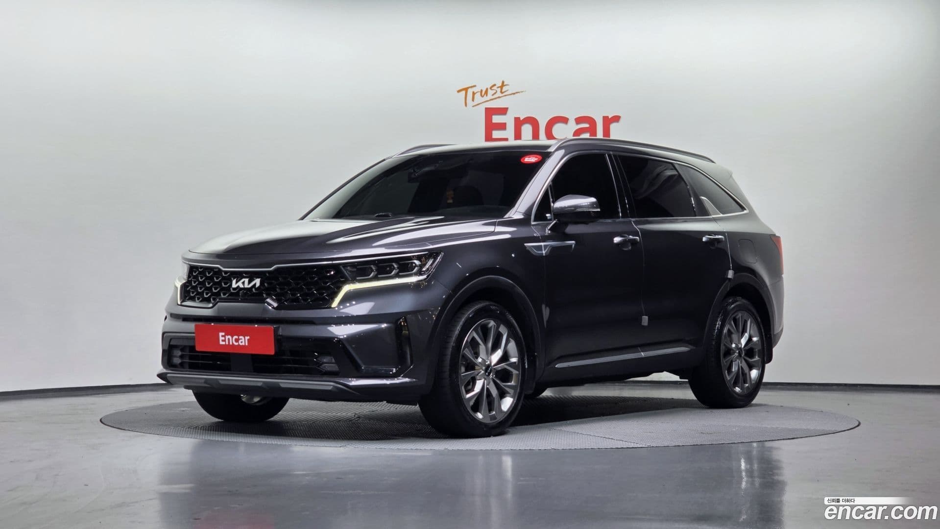 Main__Slider__Photo:Sorento Kia 2022.4-0