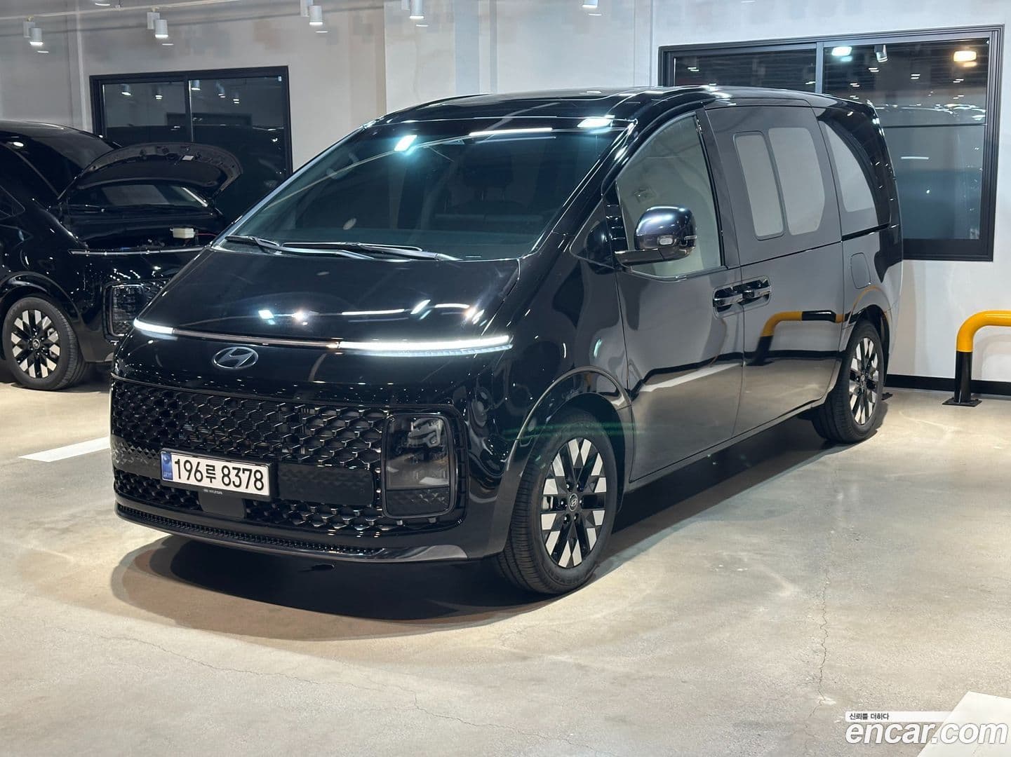 Main__Slider__Photo:Staria Hyundai 2025.5-0