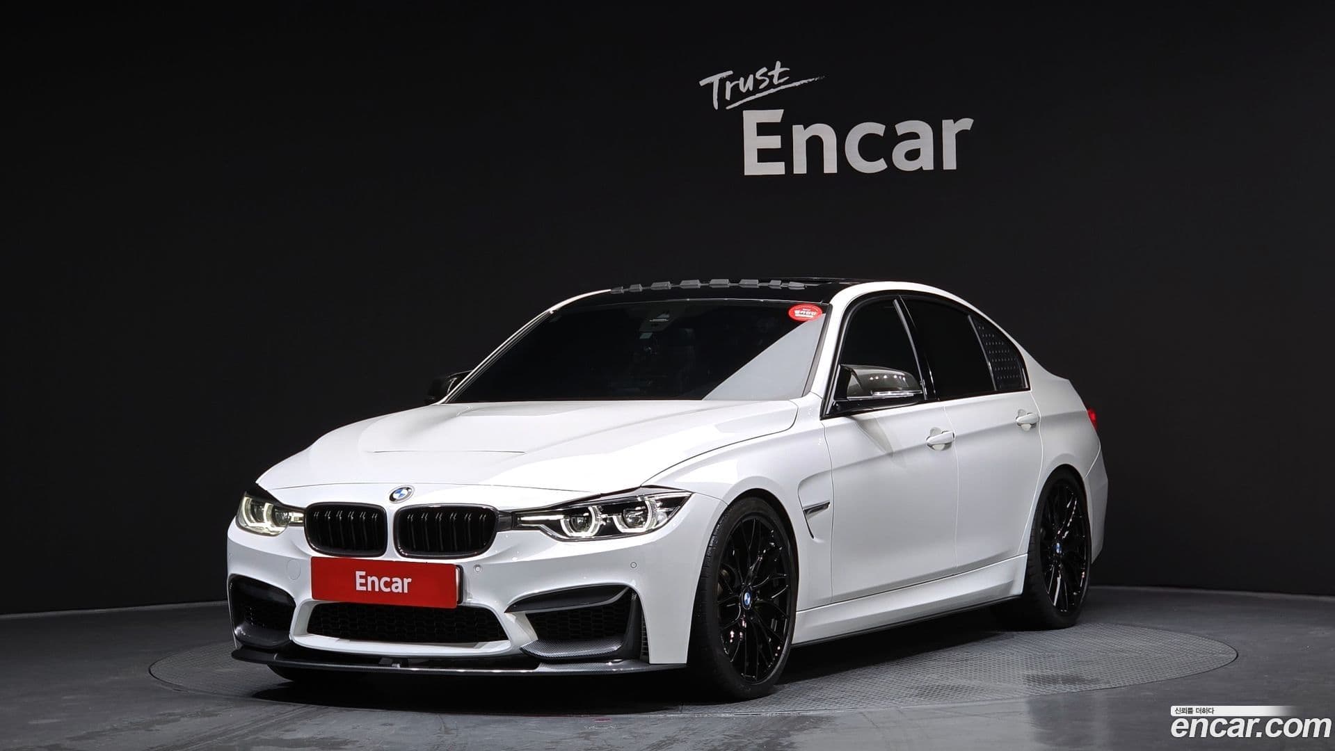 Main__Slider__Photo:3-Series BMW 2017.3-0