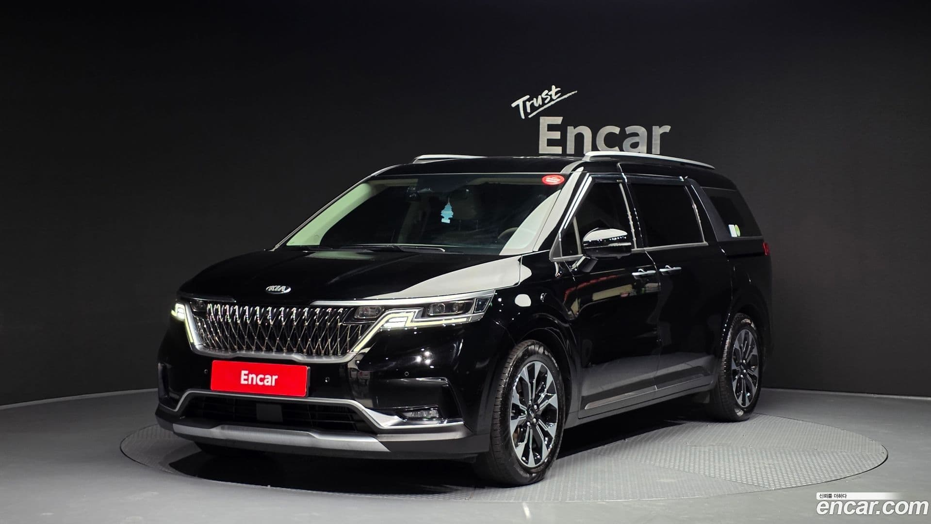 Main__Slider__Photo:Canival Kia 2021.2-0
