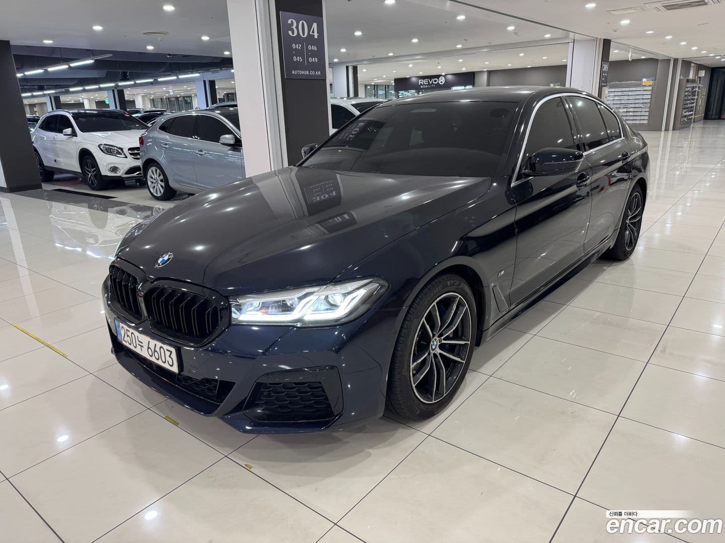 Main__Slider__Photo:5-Series BMW 2023.2-0