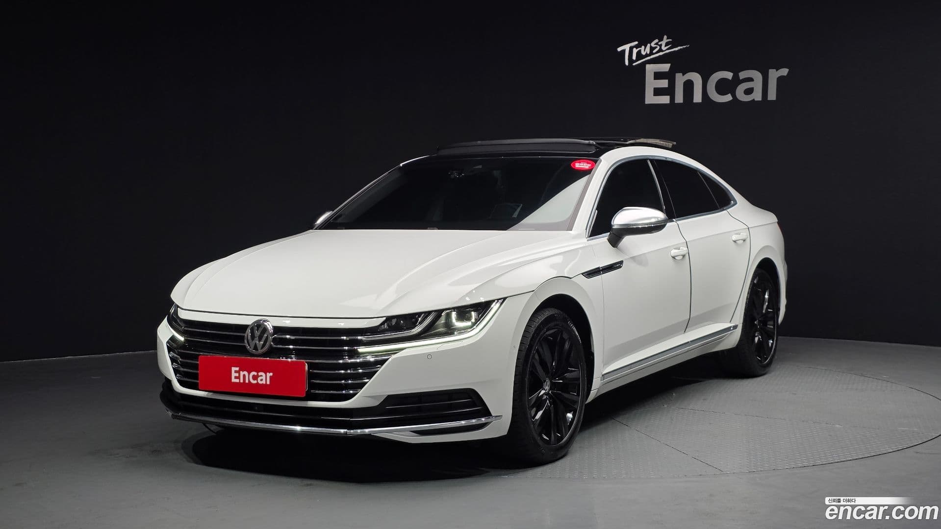 Main__Slider__Photo:Arteon Volkswagen 2019.11-0
