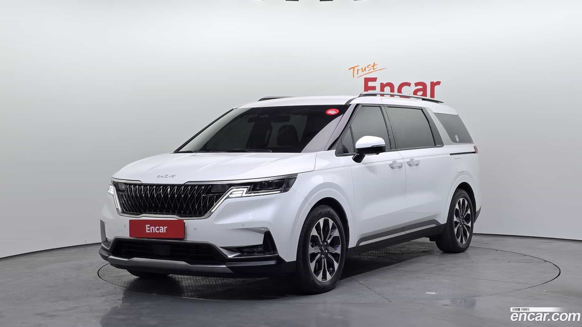 Canival Kia 2023.1-OUTER-001