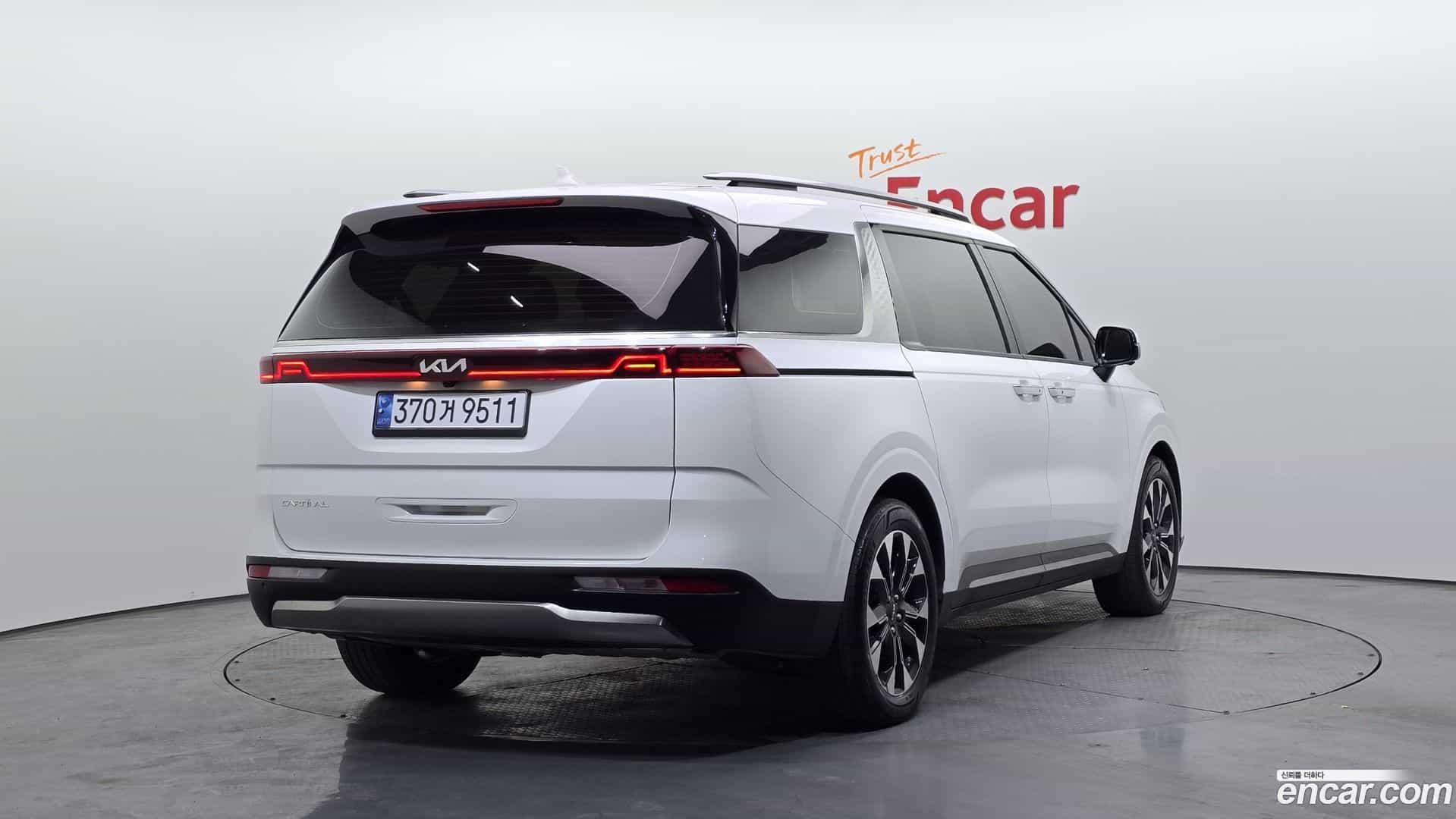 Canival Kia 2023.1-OUTER-002