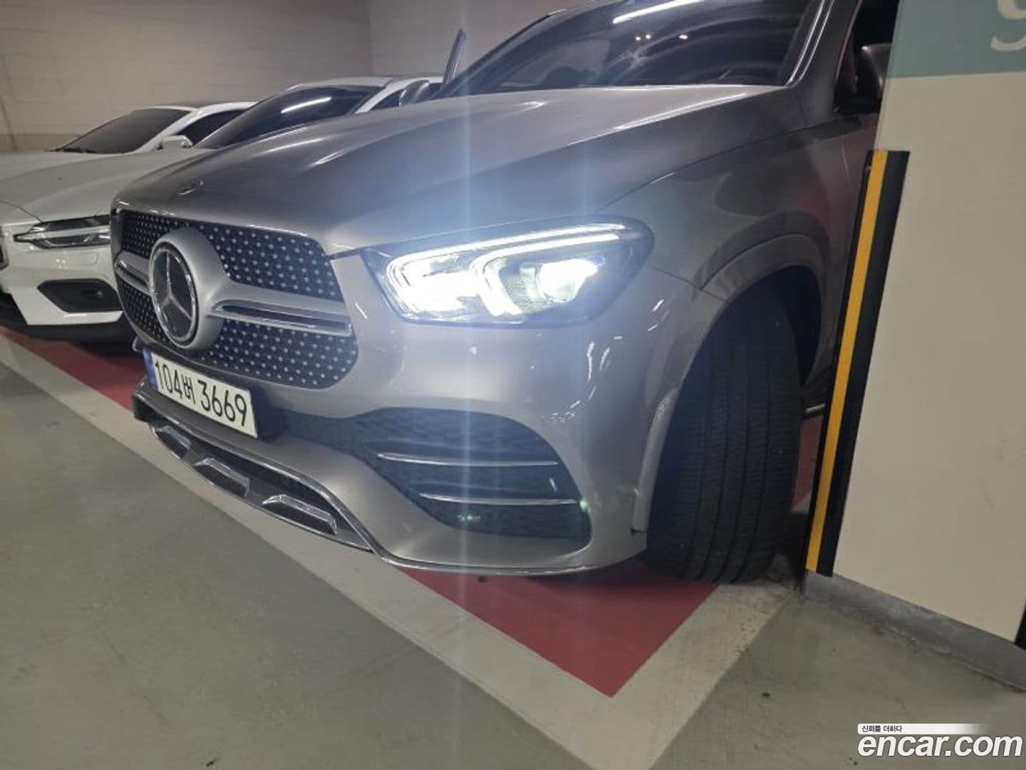 Main__Slider__Photo:GLE-Class Mercedes-Benz 2021.3-0