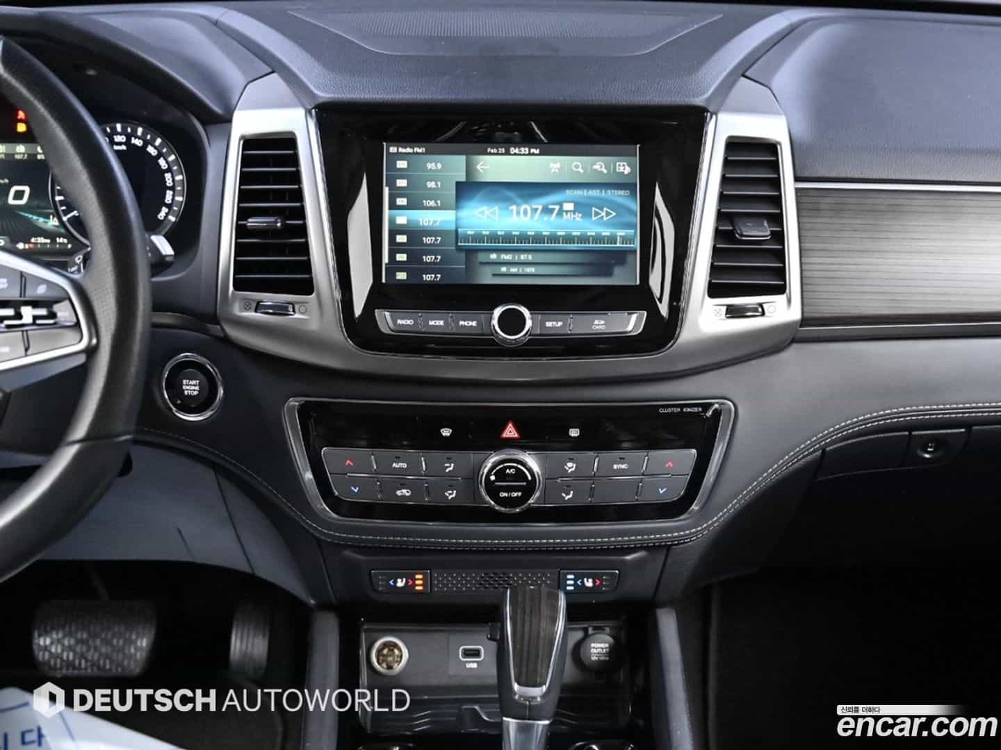 Rexton KG Mobility 2017.4-OPTION-018