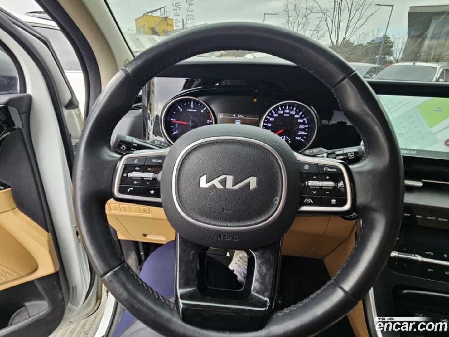 Canival Kia 2022.1-INNER-009
