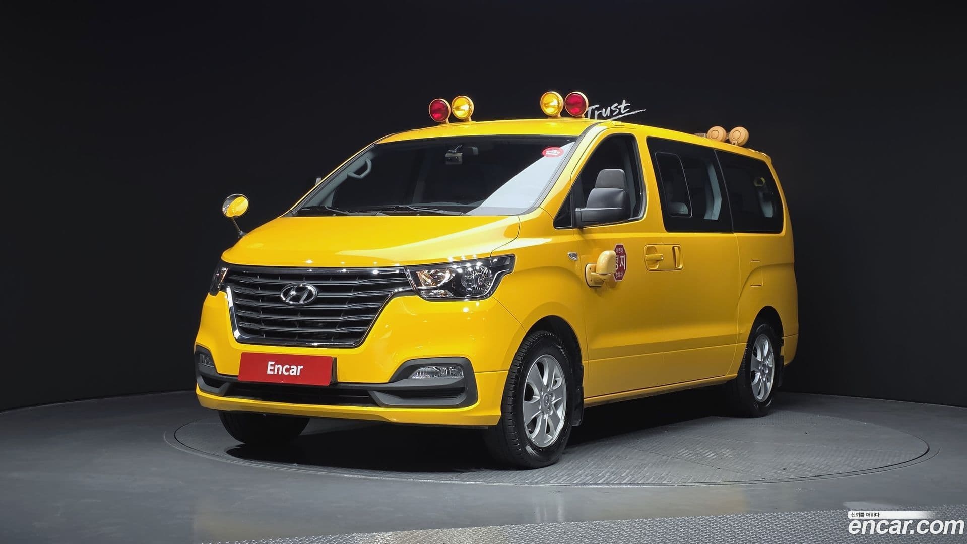 Main__Slider__Photo:Starex Hyundai 2018.6-0