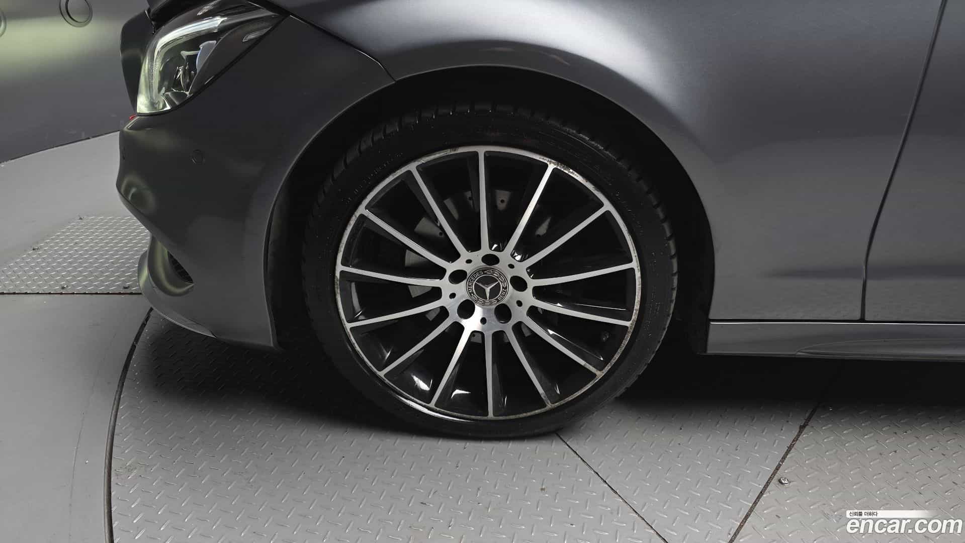 CLS-Class Mercedes-Benz 2017.9-OUTER-005