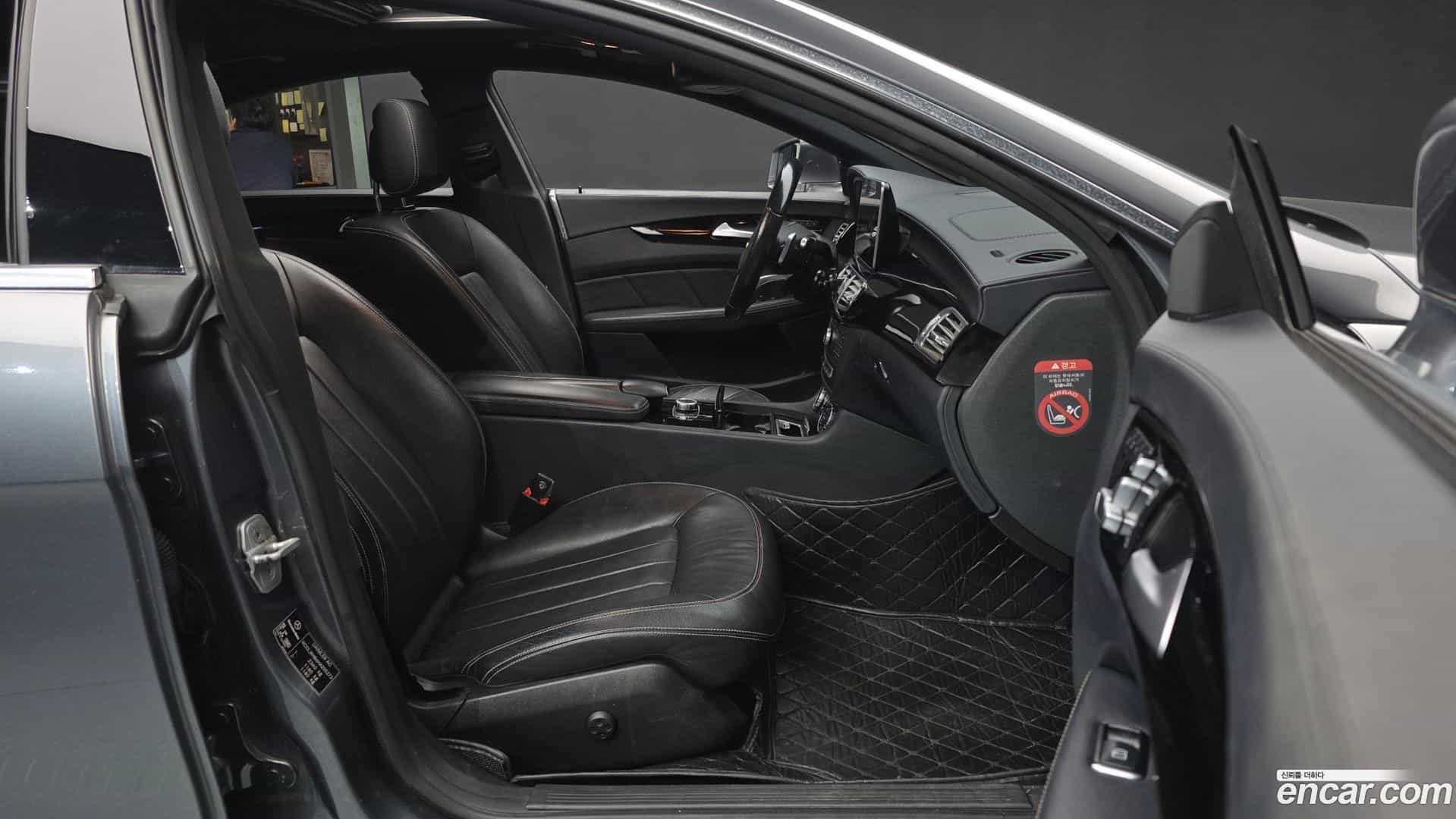 CLS-Class Mercedes-Benz 2017.9-OPTION-015