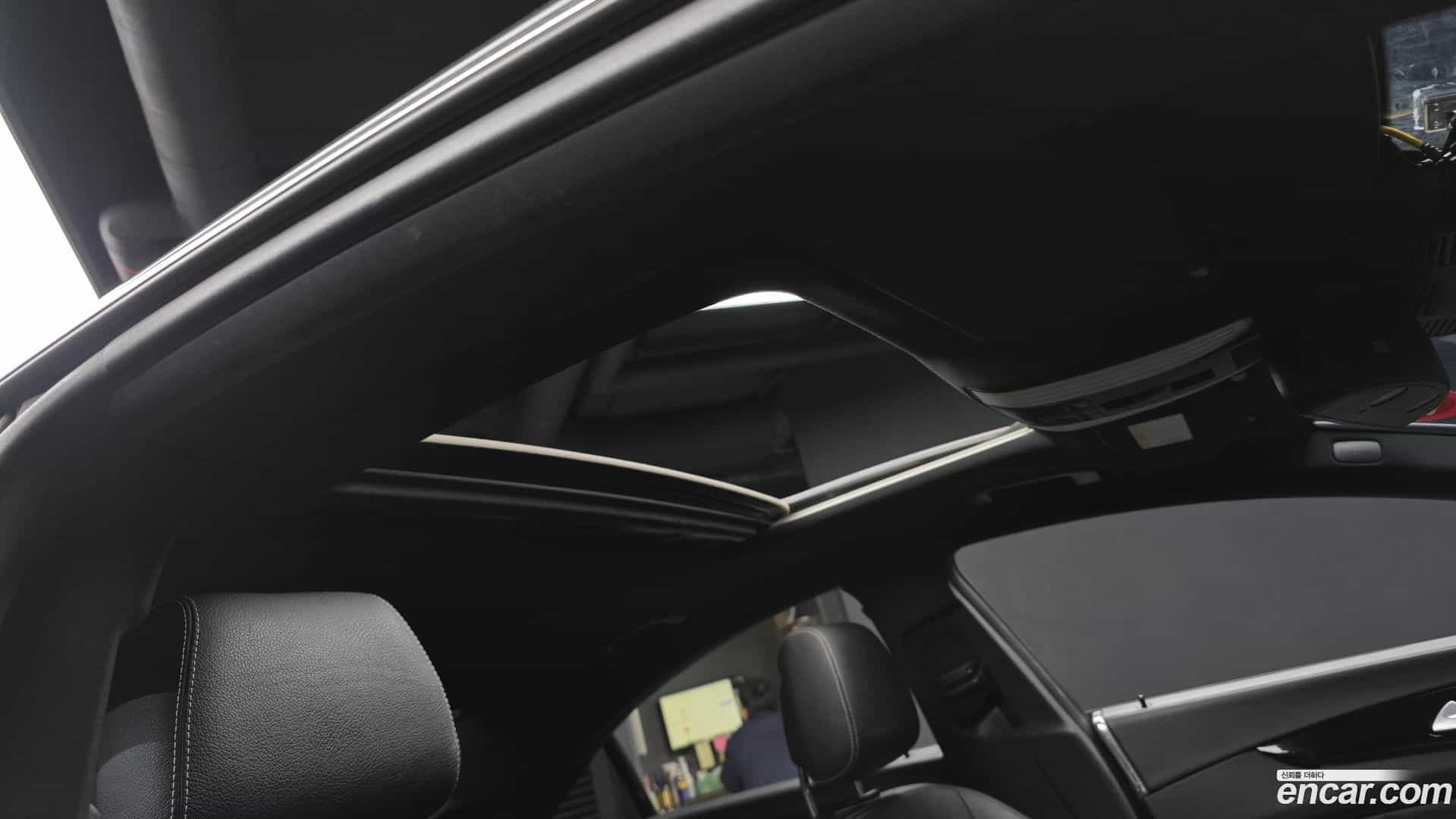 CLS-Class Mercedes-Benz 2017.9-OPTION-022