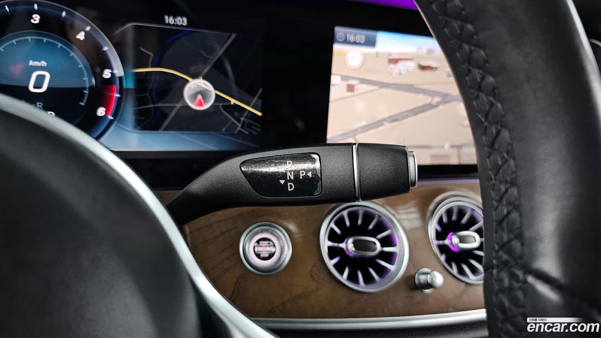 E-Class Mercedes-Benz 2019.9-INNER-009