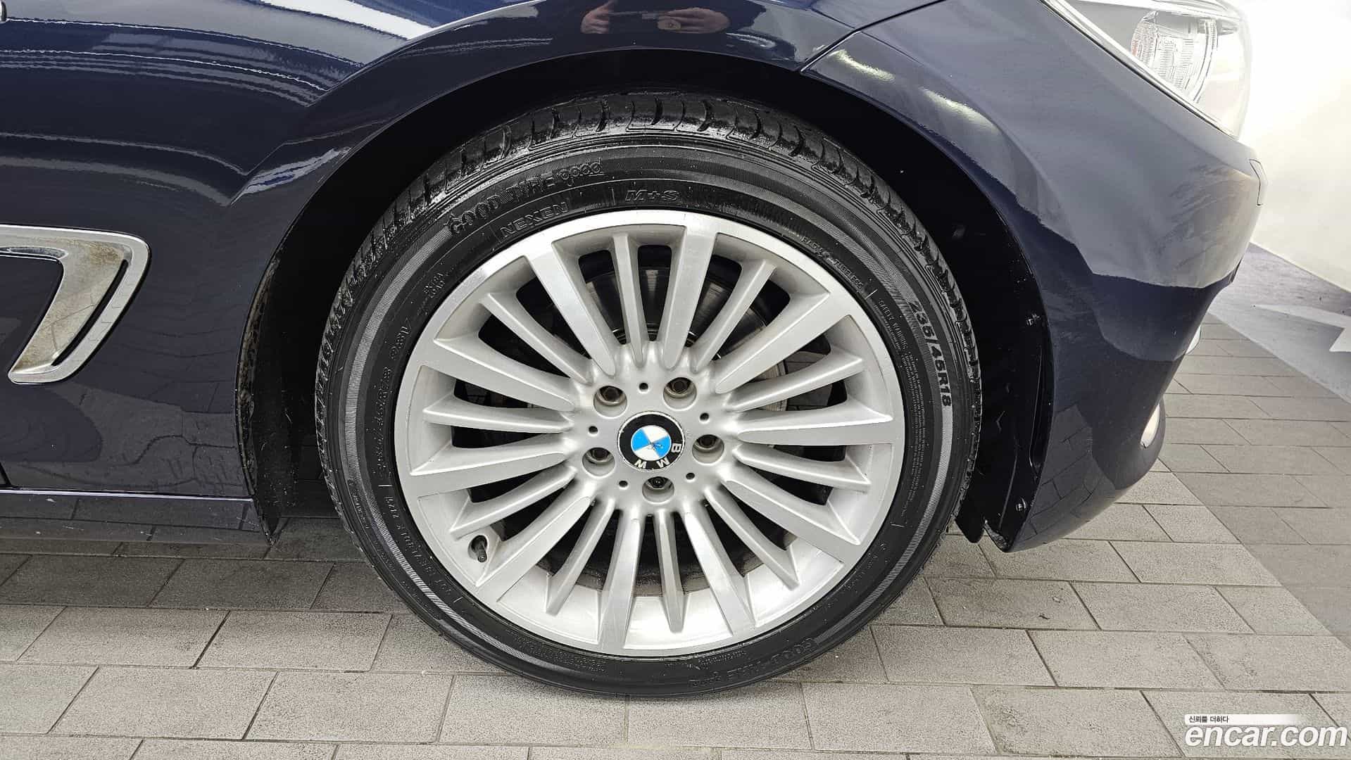 Gran Turismo BMW 2014.0-OUTER-005