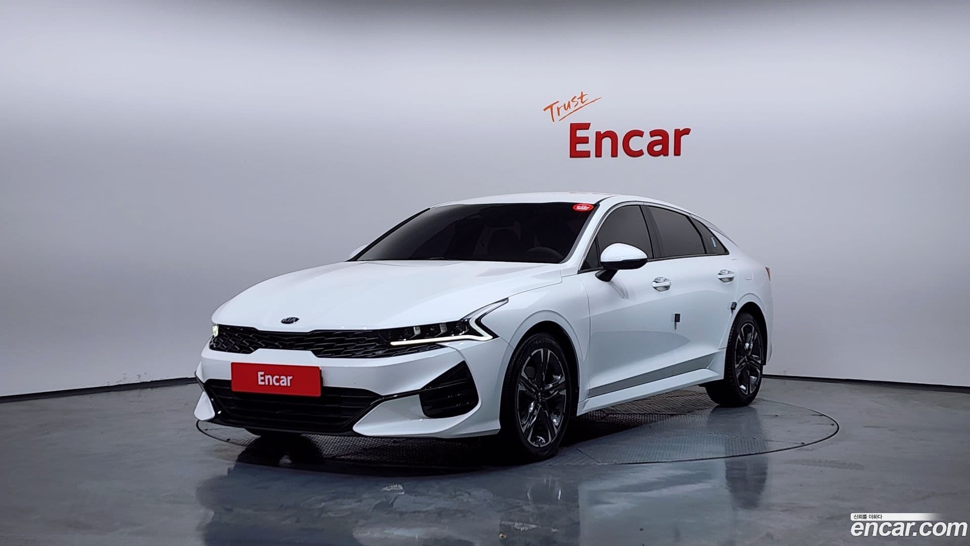 Main__Slider__Photo:K5 Kia 2020.3-0