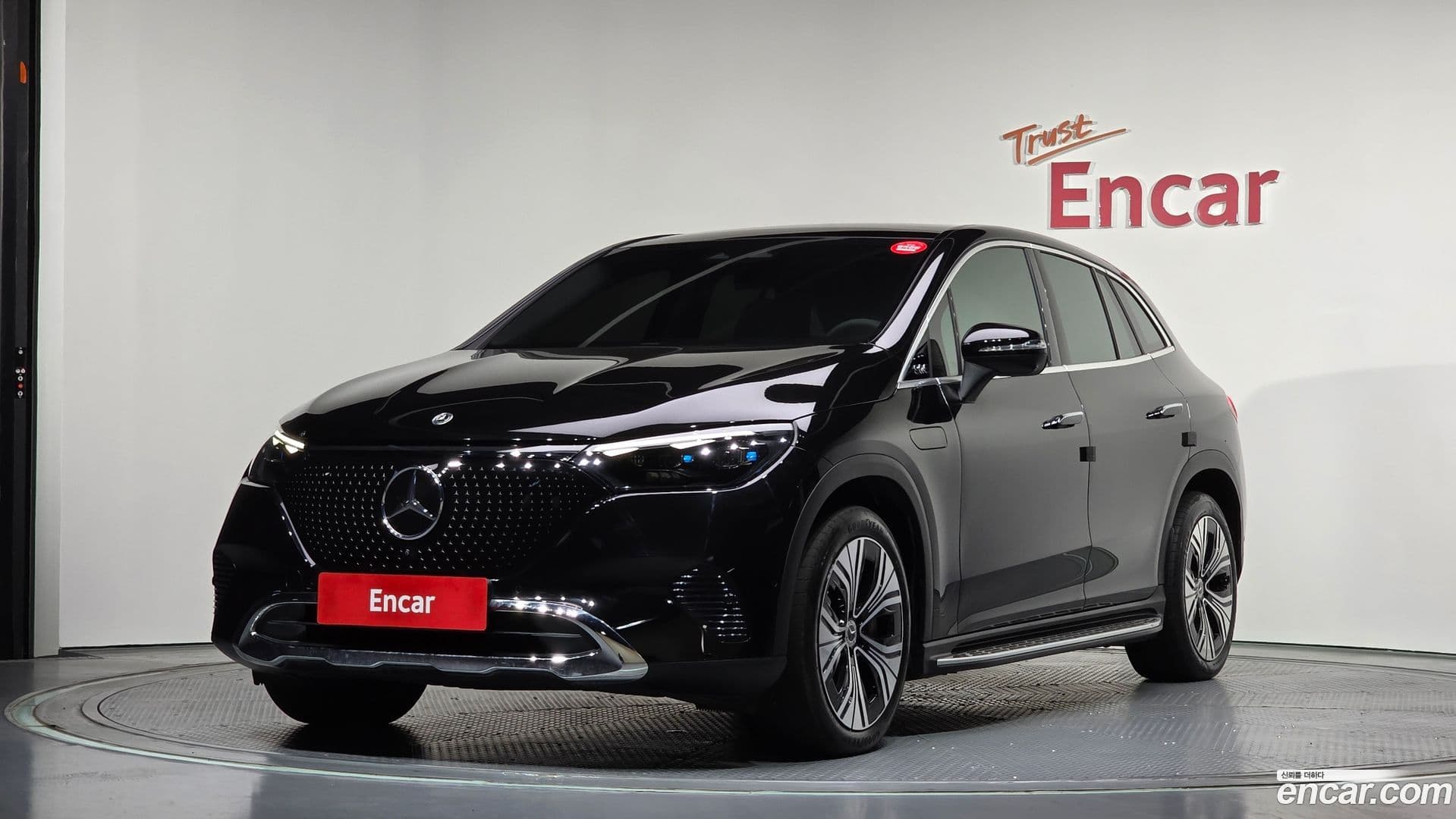 Main__Slider__Photo:EQE Mercedes-Benz 2023.11-0