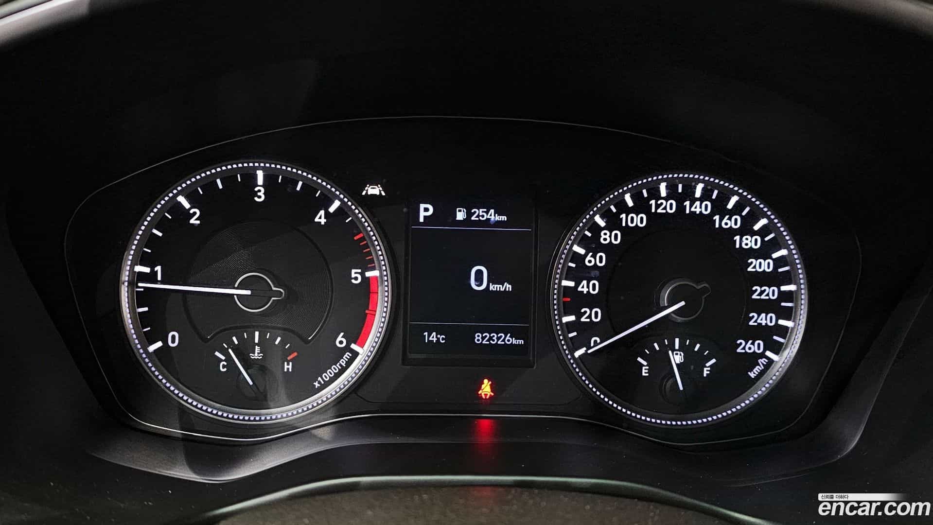 Santafe Hyundai 2020.0-INNER-008