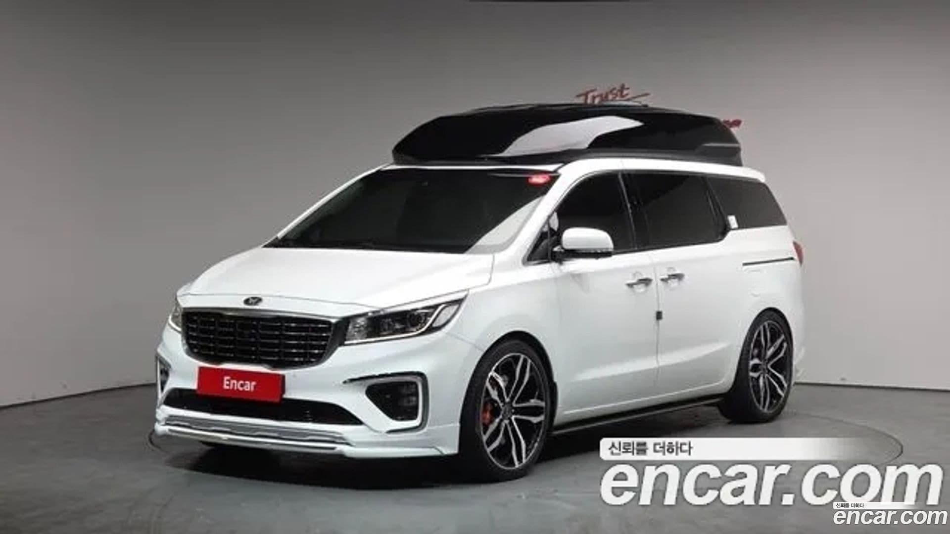 Main__Slider__Photo:Canival Kia 2020.1-0