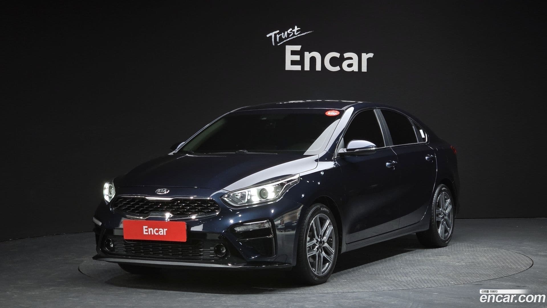 Main__Slider__Photo:K3 Kia 2019.1-0