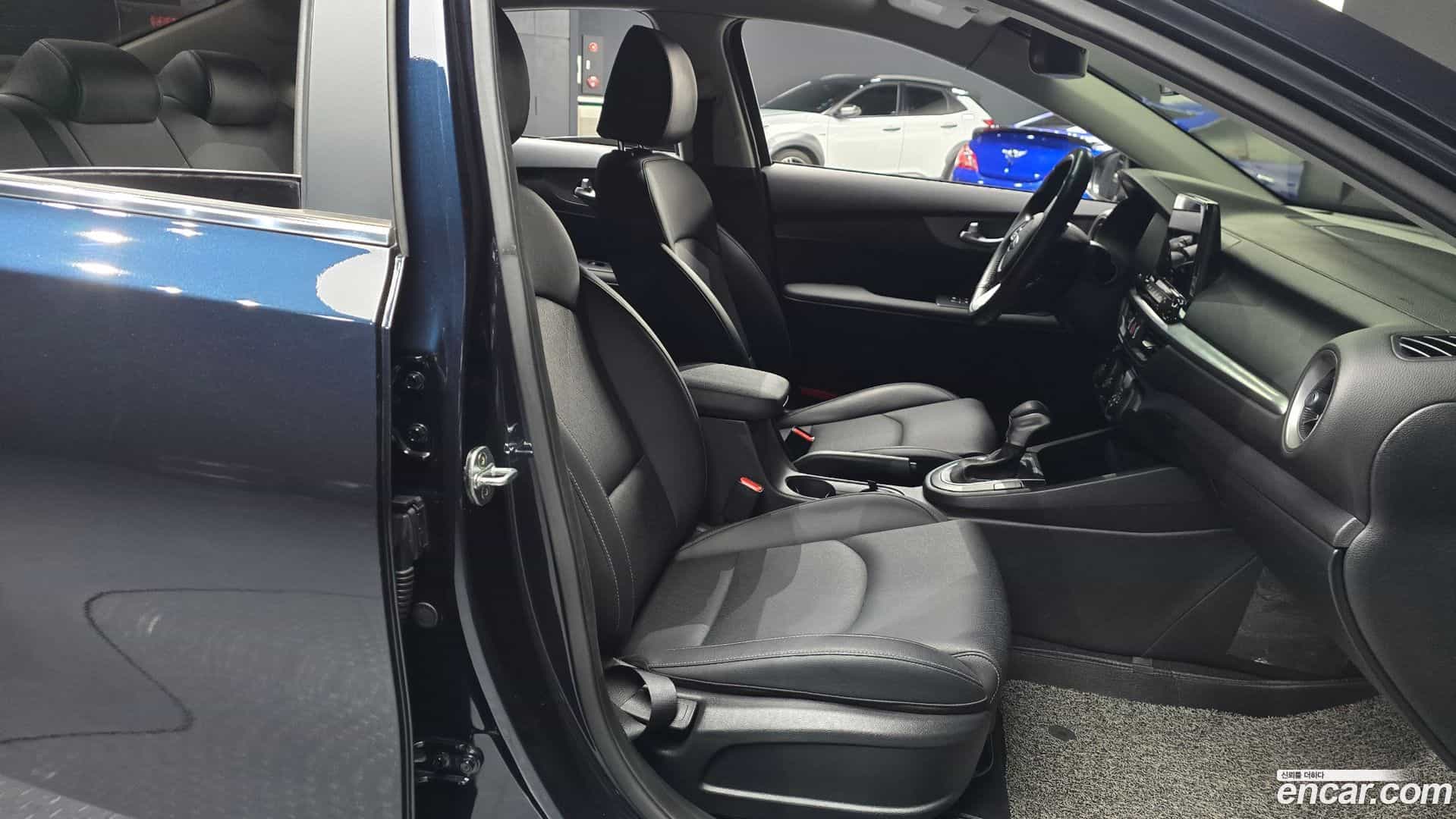 K3 Kia 2019.1-INNER-010