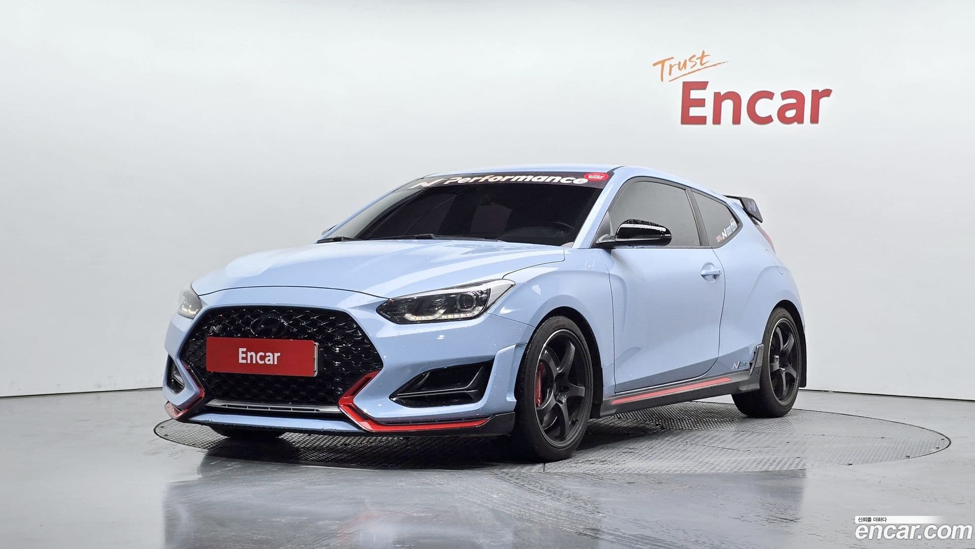 Main__Slider__Photo:Veloster Hyundai 2019.10-0