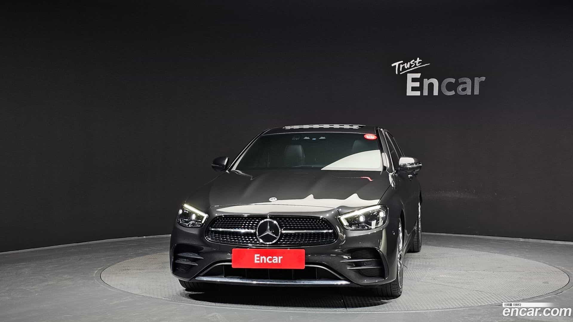 E-Class Mercedes-Benz 2022.1-OUTER-003