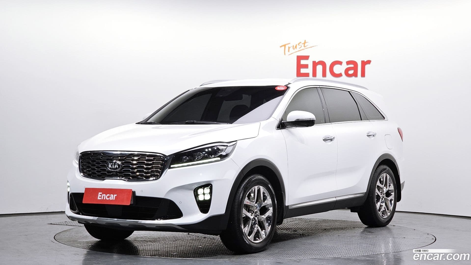 Main__Slider__Photo:Sorento Kia 2019.9-0