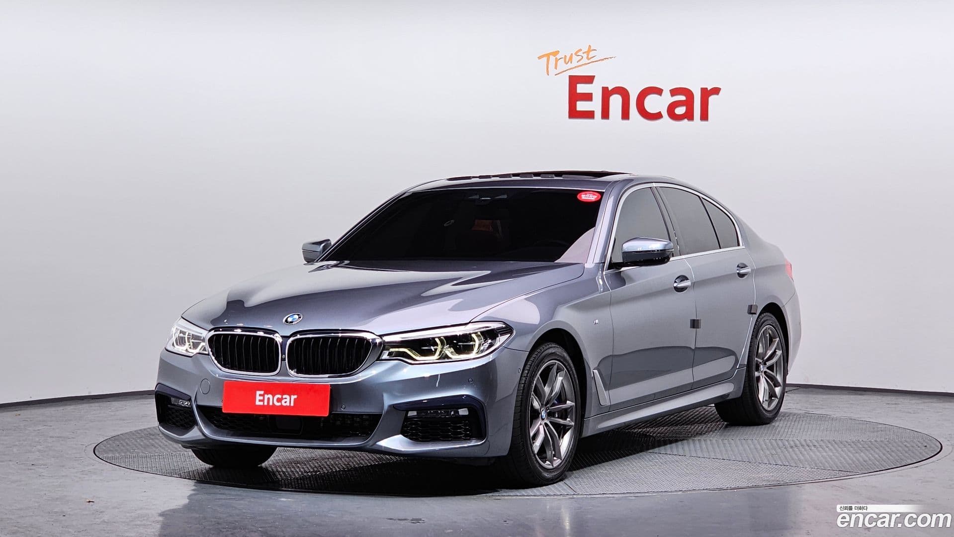 Main__Slider__Photo:5-Series BMW 2018.2-0