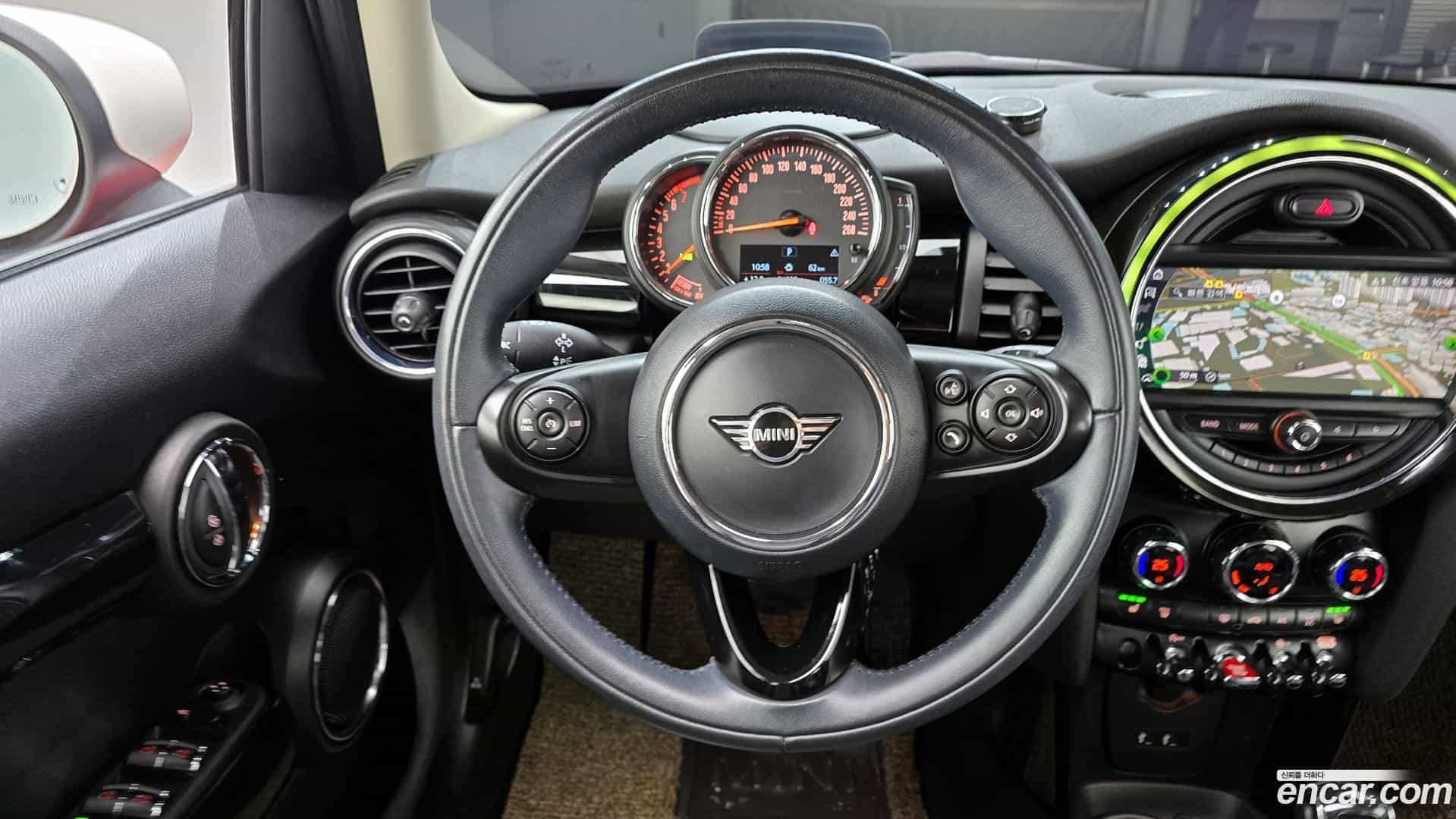 Cooper Mini 2020.6-OPTION-018