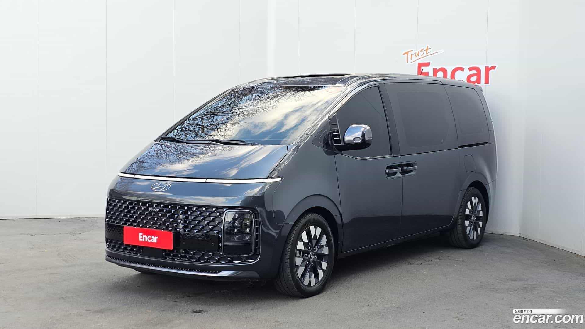 Staria Hyundai 2022.3-OUTER-001