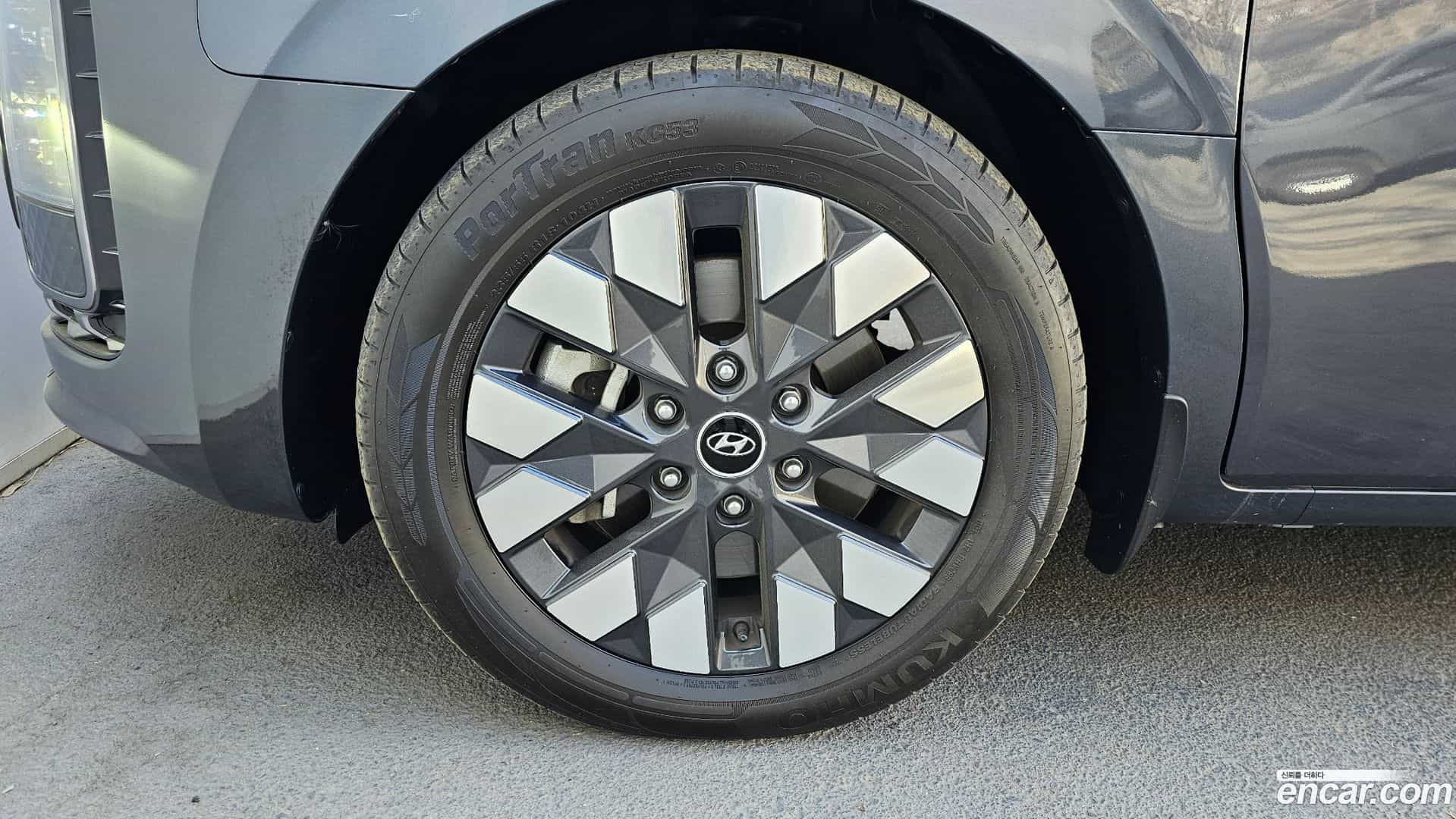 Staria Hyundai 2022.3-OUTER-005
