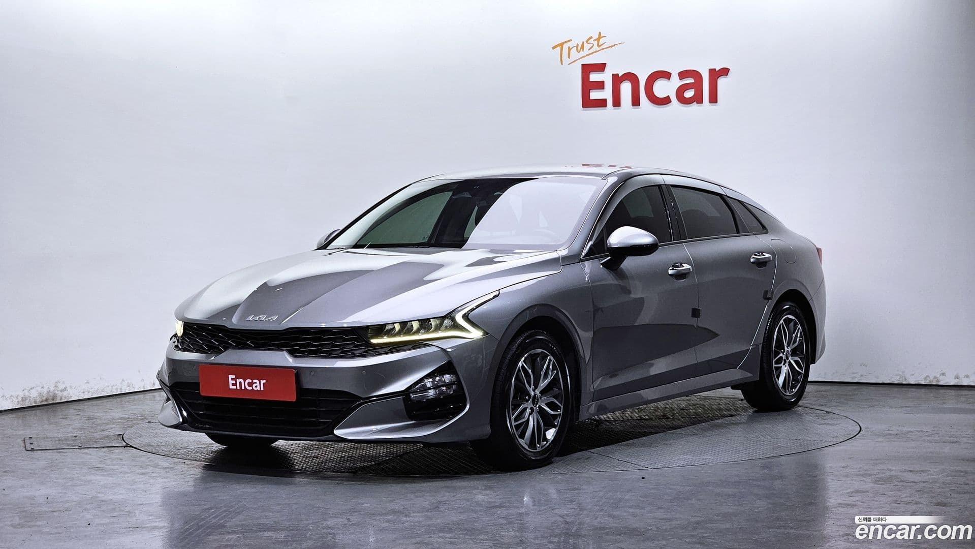 Main__Slider__Photo:K5 Kia 2023.3-0