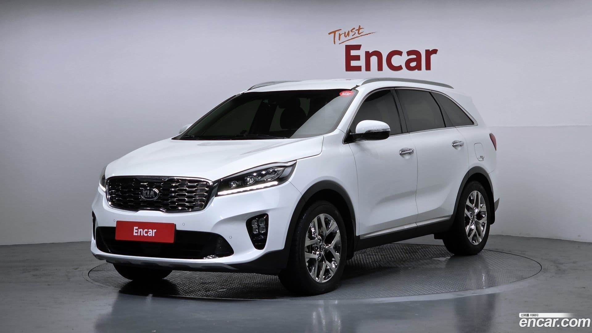Main__Slider__Photo:Sorento Kia 2019.10-0