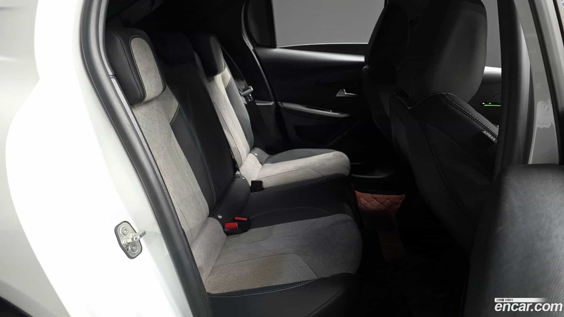 208 Peugeot 2020.8-OPTION-016