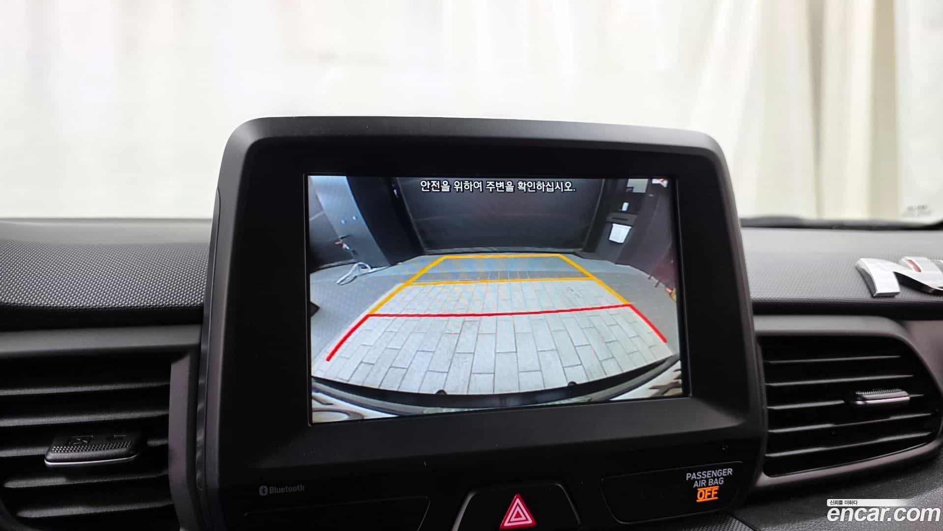 Veloster Hyundai 2020.9-OPTION-019