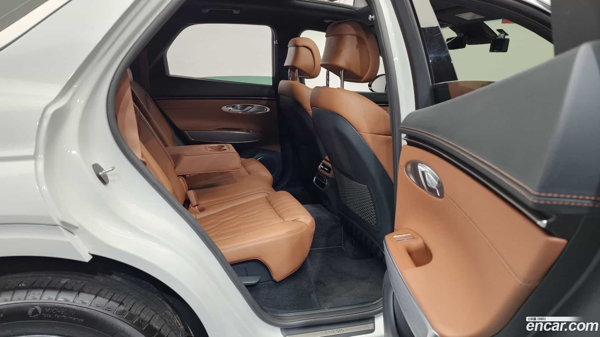 GV70 Genesis 2023.9-OPTION-016