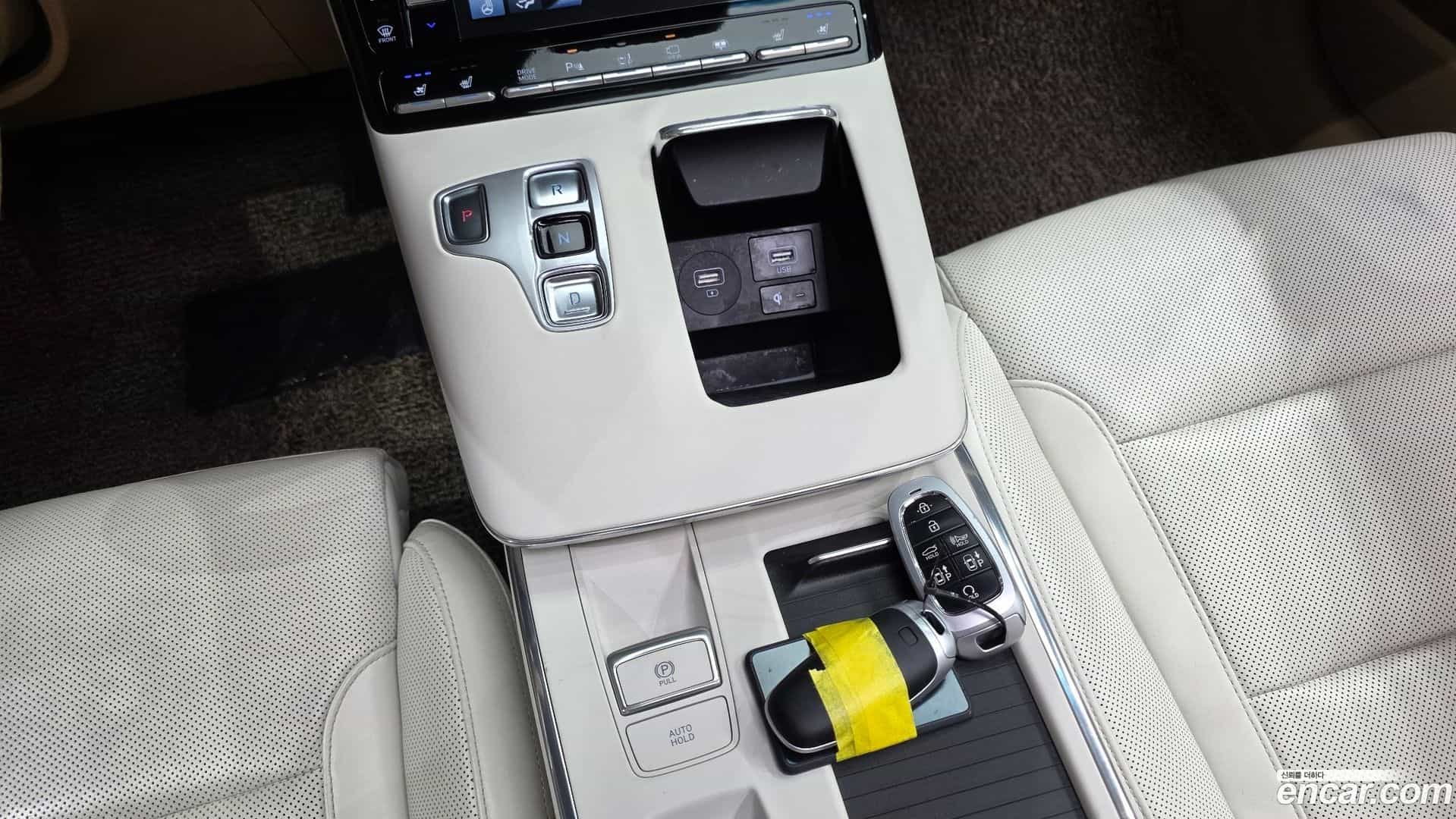 Grandeur Hyundai 2021.0-INNER-009