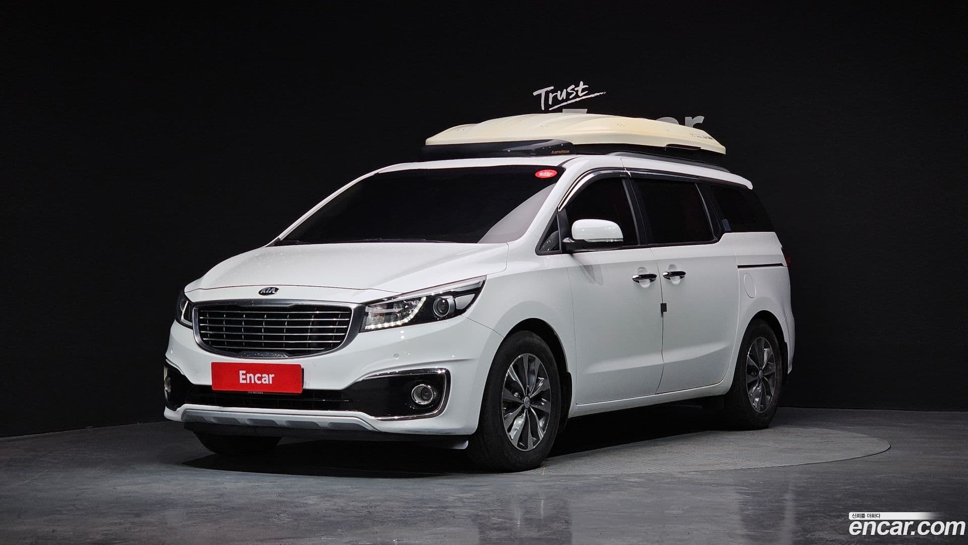 Main__Slider__Photo:Canival Kia 2018.0-0
