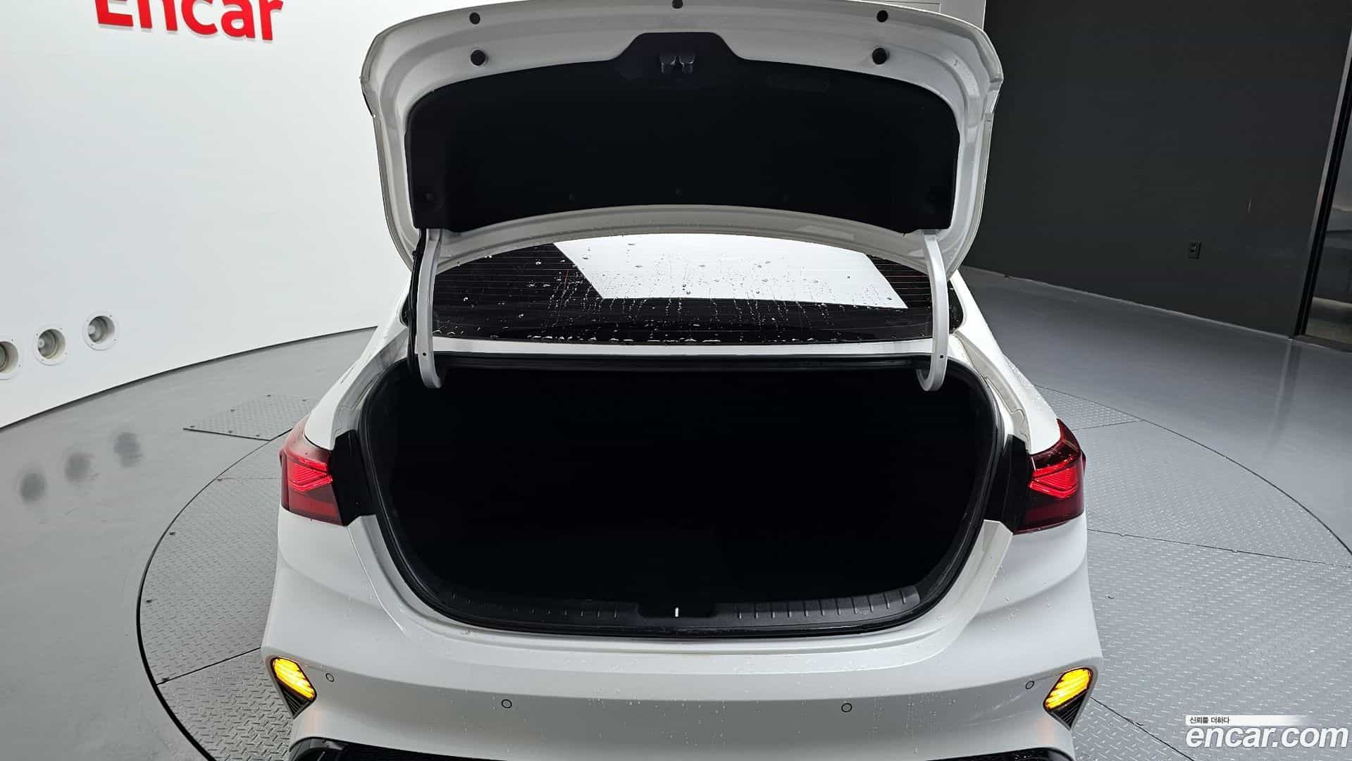 K3 Kia 2022.3-OPTION-024