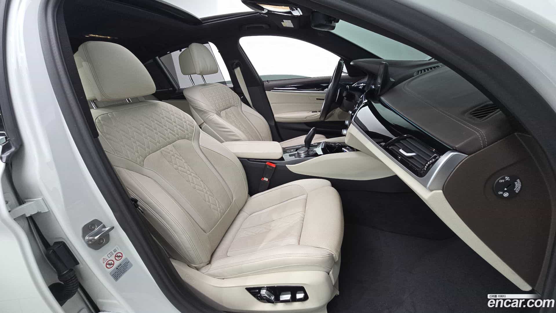 5-Series BMW 2019.7-OPTION-015