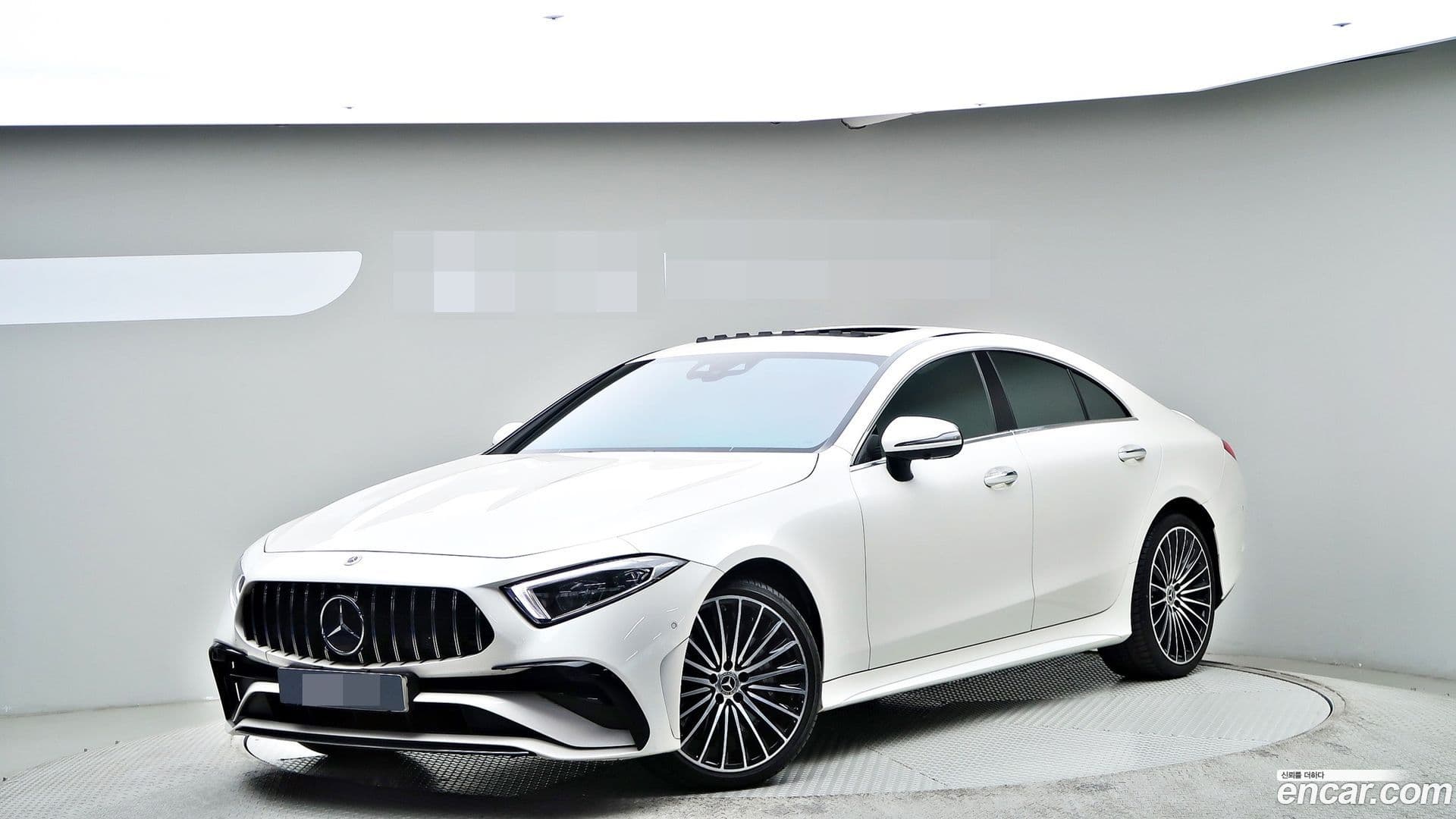 Main__Slider__Photo:CLS-Class Mercedes-Benz 2023.11-0