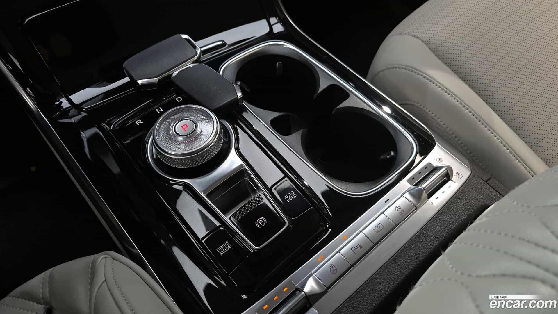 Canival Kia 2021.2-INNER-009