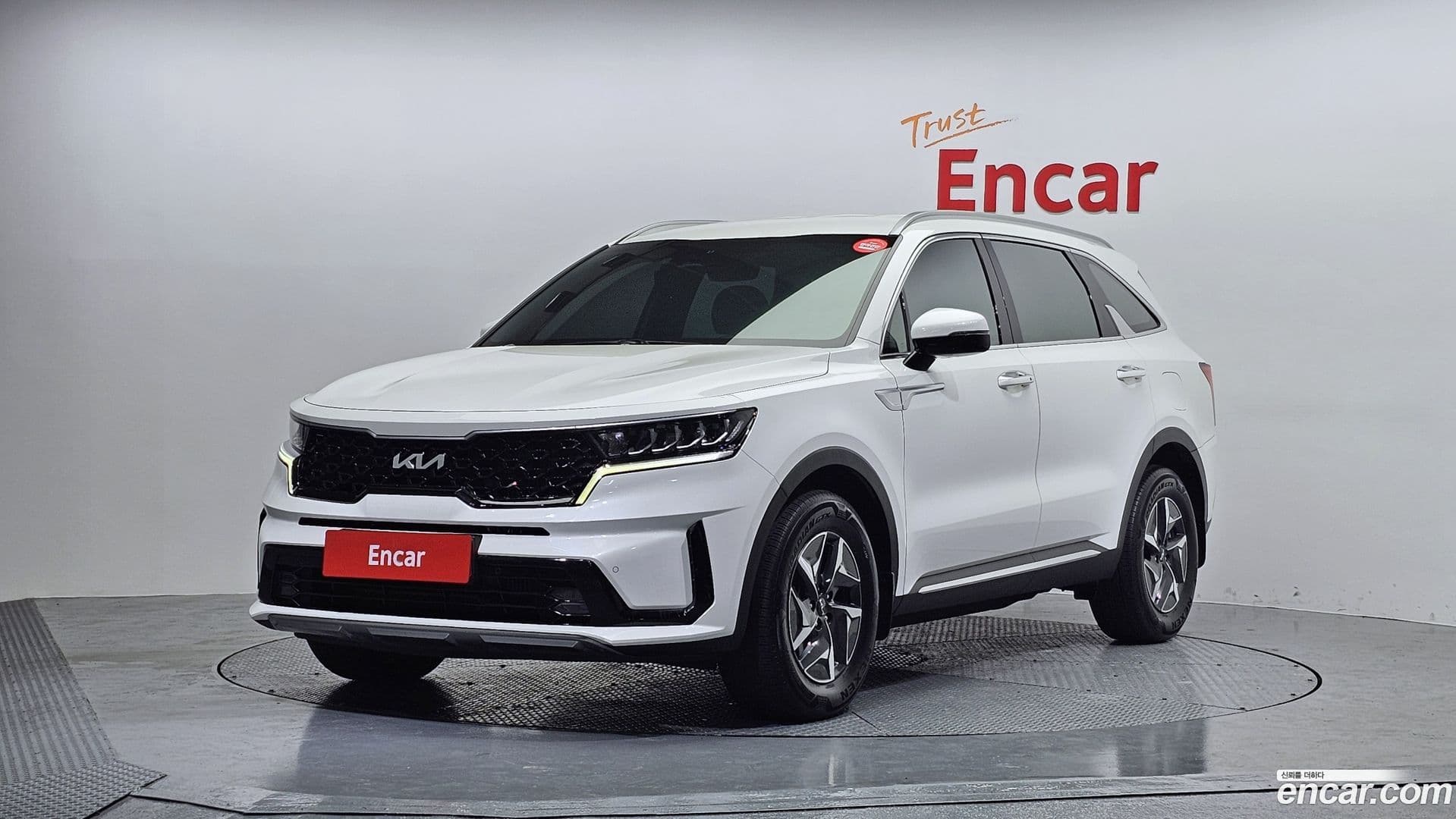 Main__Slider__Photo:Sorento Kia 2022.5-0